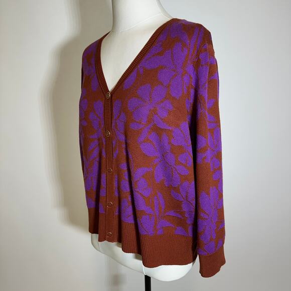 NWT Liz Claiborne Floral V-Neck Button Up Cardigan Sweater Womens Petite Size PM - Picture 4 of 11